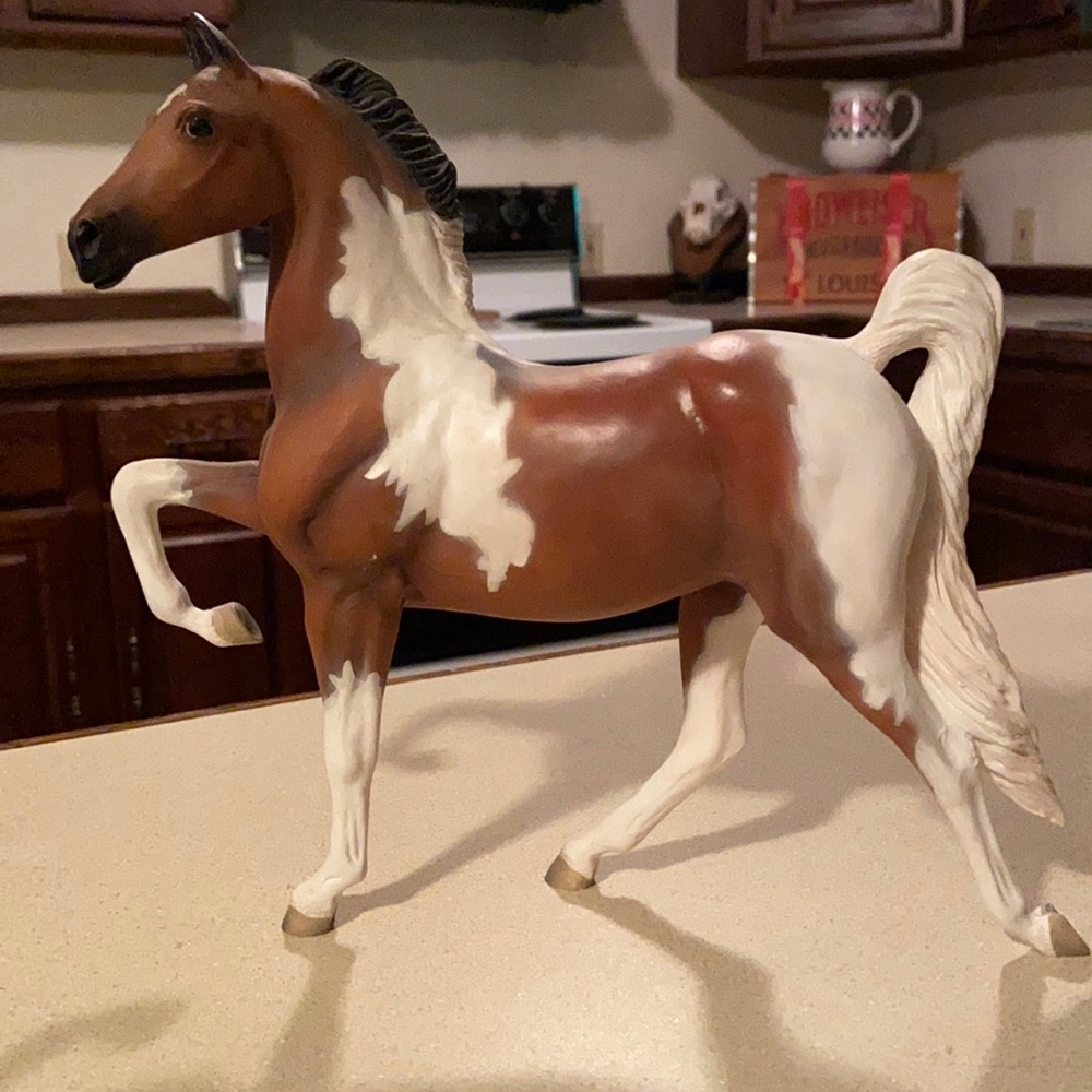 BEAUTIFUL ceramic Paint Horse
